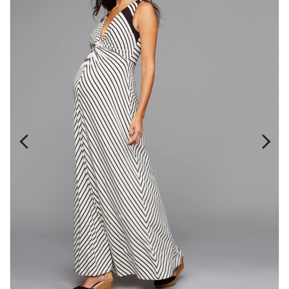 A Pea in the Pod COMFY Twist Front Maxi Maternity Dress PHOTOSHOOT, Mama's!